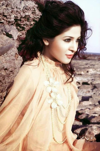 Ayesha Omar Photos