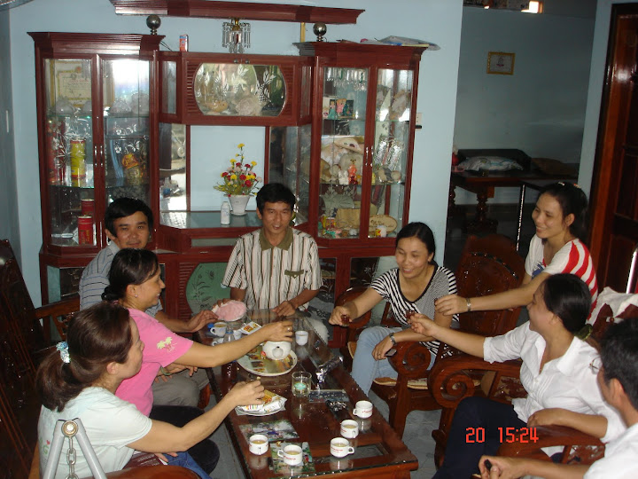 Chào mừng Ngày nhà giáo Việt Nam 20/11 2010 - Page 3 DSC00025