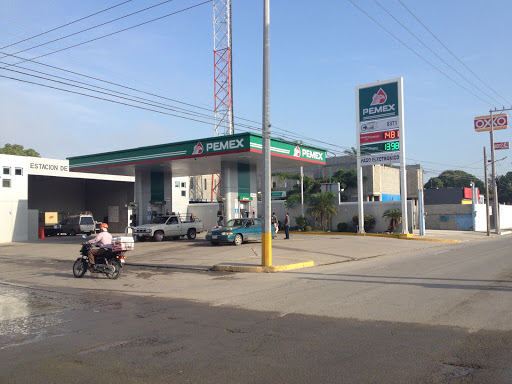 Estación de Servicio Madero, Jaumave 100, Vicente Guerrero, 89298 Tampico, Tamps., México, Estación de servicio | TAMPS
