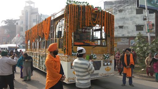 Punjabi Satsang Sabha Gurdwara, Lal Phatak Road, Civil Lines, Bareilly, Uttar Pradesh 243001, India, Place_of_Worship, state UP