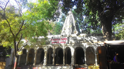 Shri Kalyaneshvar Shiv Mandir, Unnamed Rd, Telangkhedi, Bharatnagar, Nagpur, Maharashtra 440001, India, Hindu_Temple, state MH