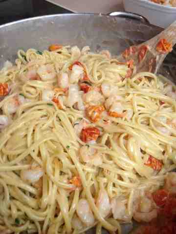 Linguine With Shrimp And Creamy Roasted Tomatoes