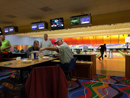 Bowling Alley «Northland Lanes», reviews and photos, 308 N River Ave, Holland, MI 49424, USA