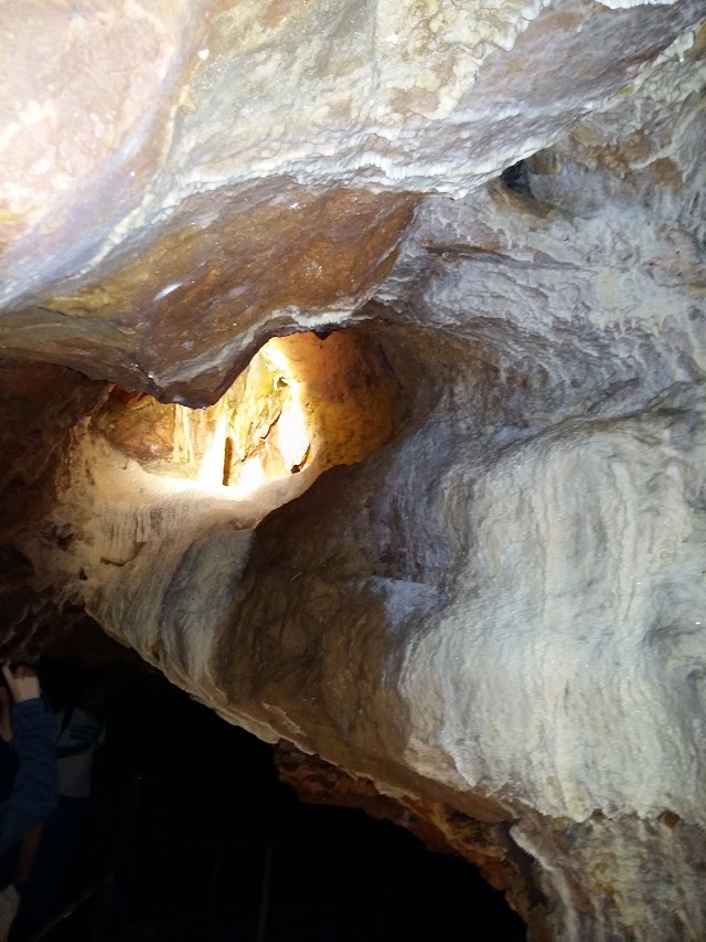 Les Grottes d'Azé