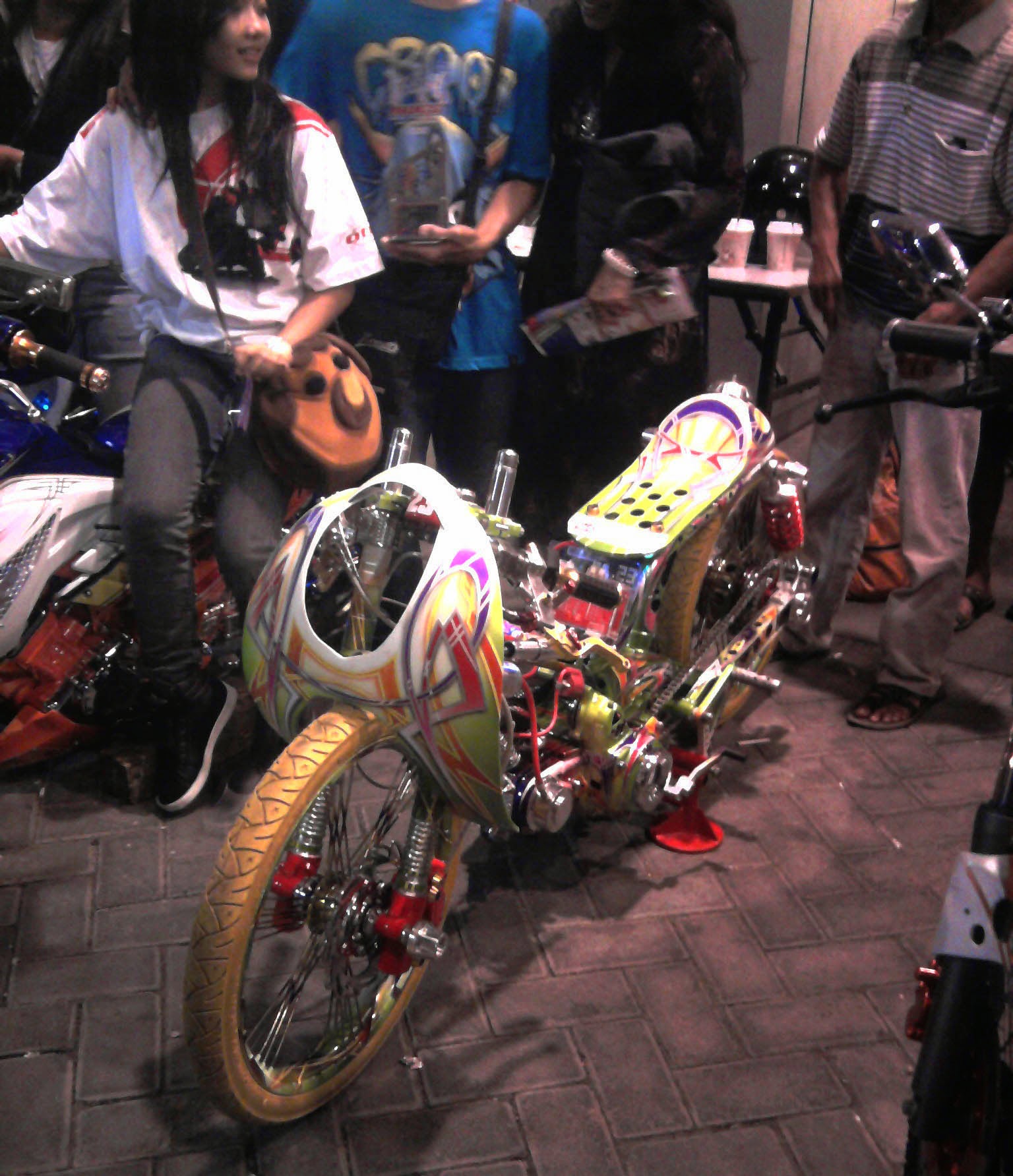 Honda Scoopy  Modifikasi  Velg 17 Thecitycyclist