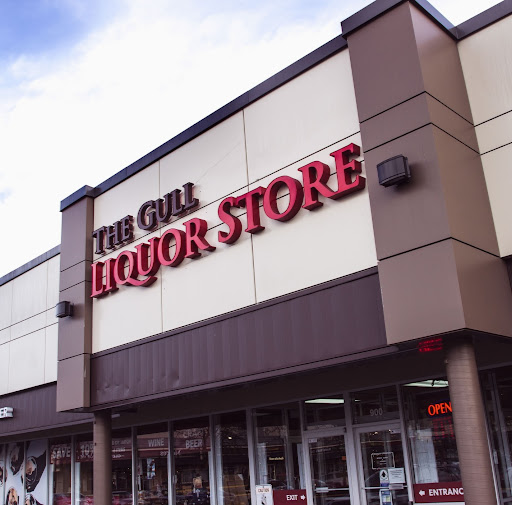 The Gull Liquor Store logo