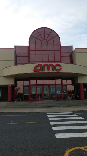 AMC Monmouth Mall 15