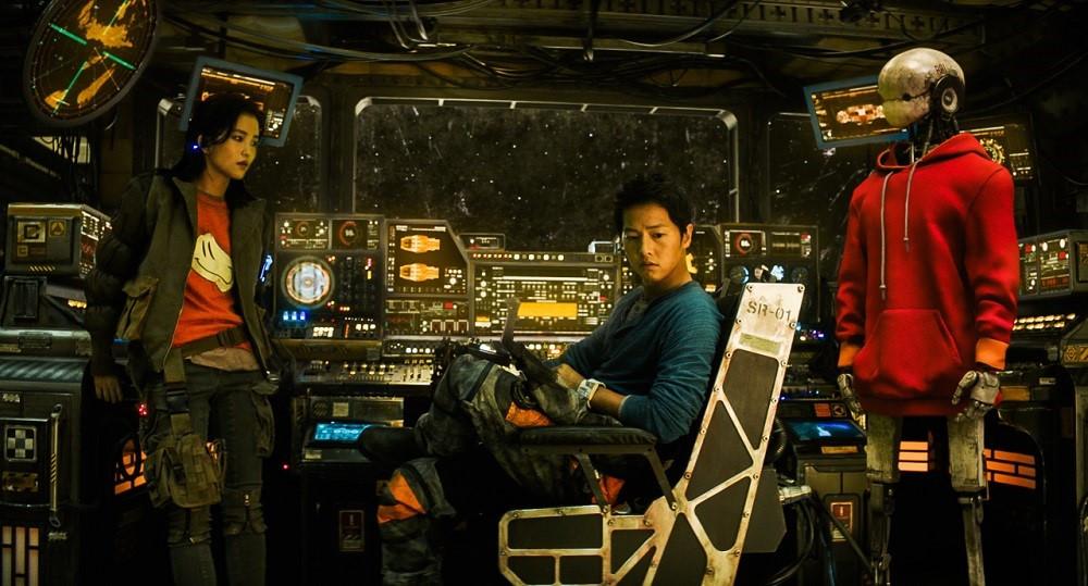 3. Space Sweepers 04