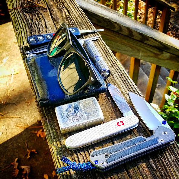 03-HHf9W9kSj0VXvbf4dklzg2Uo8PSVcVhH8bs_LSbQ=s593-no