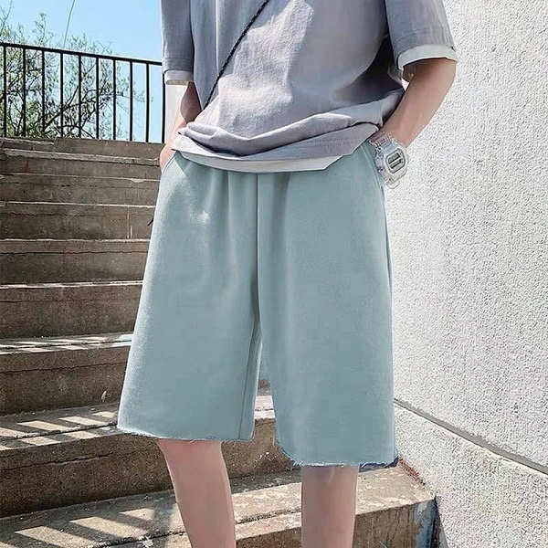 quần short phối giày gì