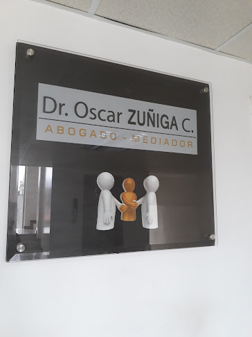 Dr. Oscar Zuñiga C. - Abogado