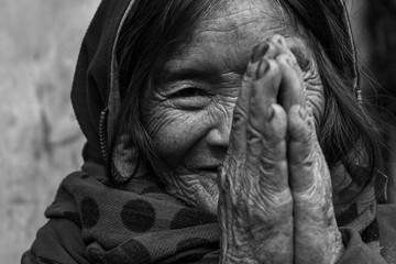 Vợ Nông Dân Ở Làng Việt Nam