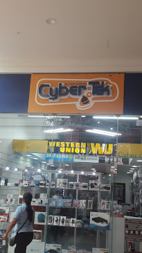 Opiniones de Cybertek Smartech Mall del Sol en Guayaquil - Tienda de informática