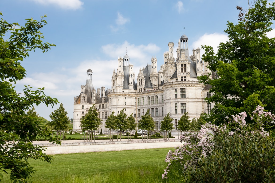 10 Best Castles To Visit In France