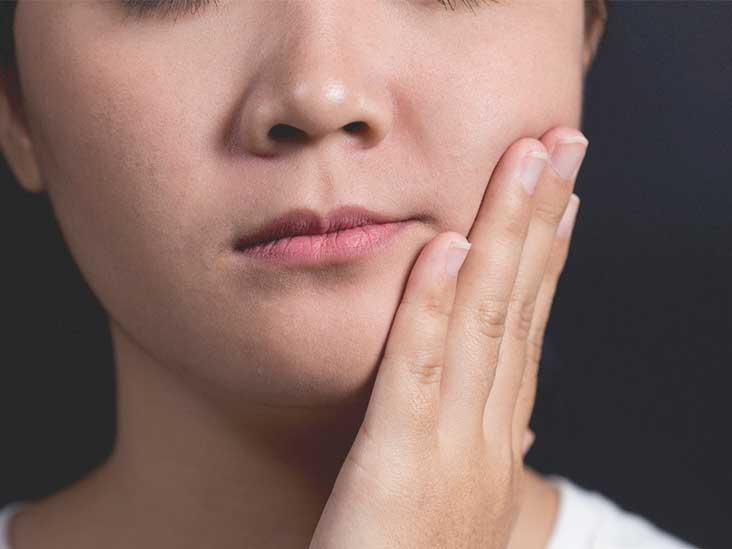 732x549_THUMBNAIL_Jaw_Pain