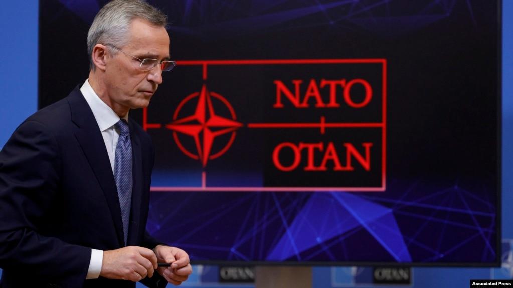 Tổng Thư ký NATO Jens Stoltenberg tại tổng hành dinh của khối ở Brussels, Bỉ, 12/1/2022. 