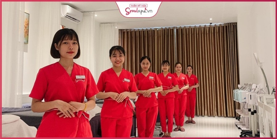 Đội ngũ kỹ thuật viên chuyên môn cao của Seoul Spa Thủ Dầu Một Bình DươngĐội ngũ kỹ thuật viên chuyên môn cao của Seoul Spa Thủ Dầu Một Bình Dương