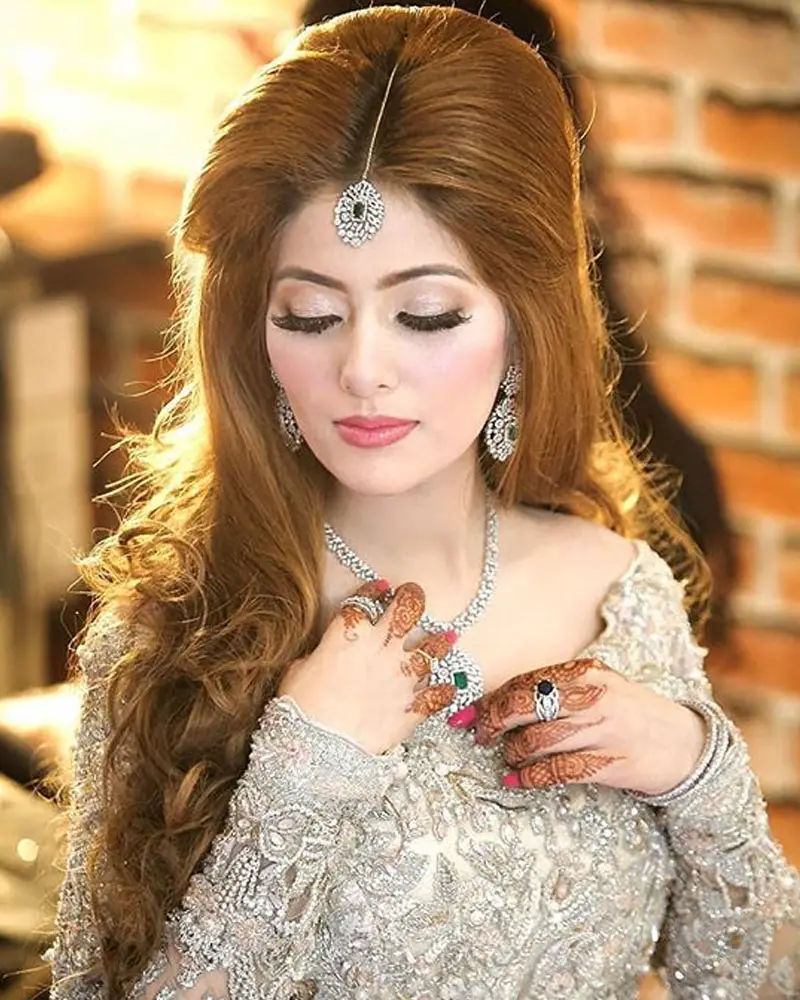 Wedding Hair Style For Girls And Women