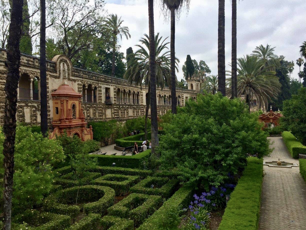 Alzacar gardens