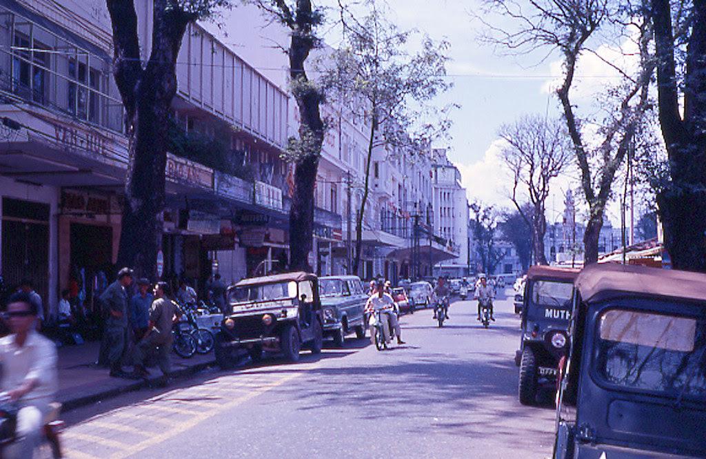 60 tấm ảnh màu đẹp nhất của đường phố Saigon thập niên 1960-1970 - 54