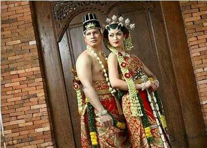 G:\Materi Semester I\Apresiasi Budaya\Makalah Gaya pengantin basahan\20161222142305.jpg