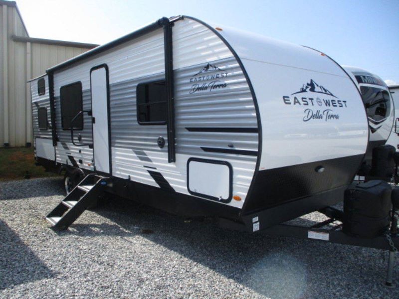 Travel Trailers For Half-Ton Trucks East To West Della Terra 250BH Exterior