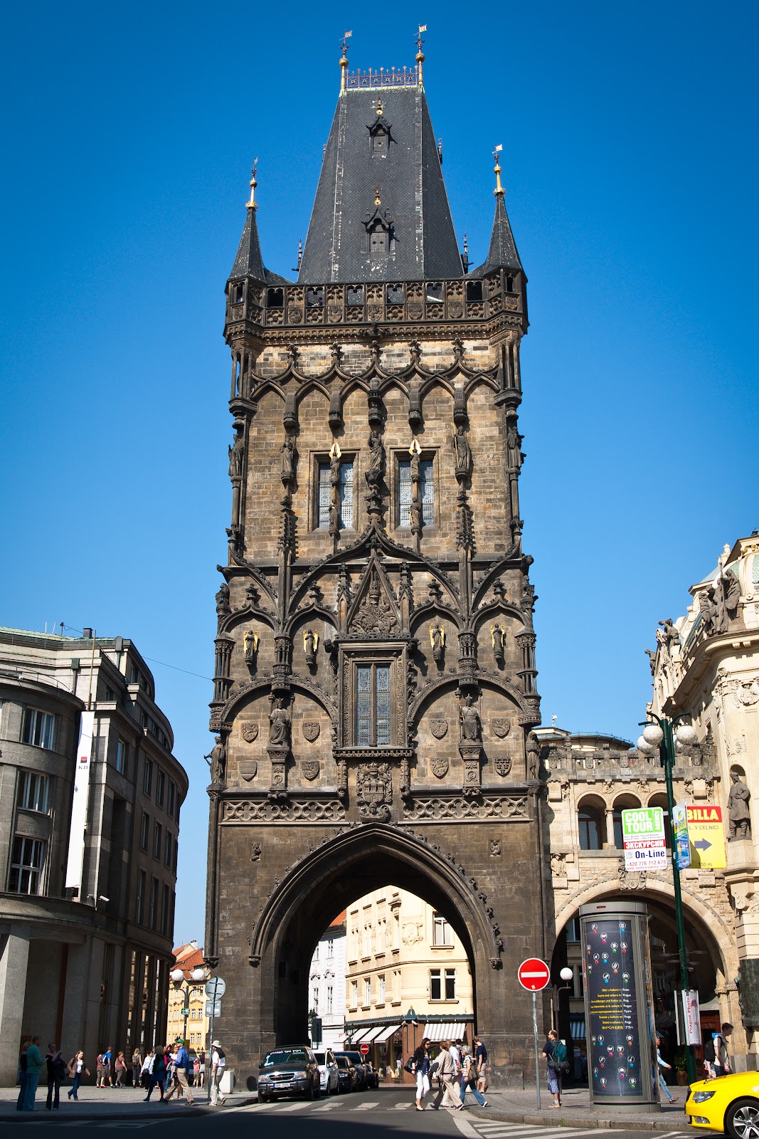 File:The powder tower.jpg