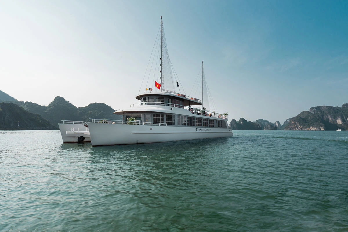 Lữ hành Việt Nam xây dựng kế hoạch theo yêu cầu của khách hàng - Du thuyền Catamaran