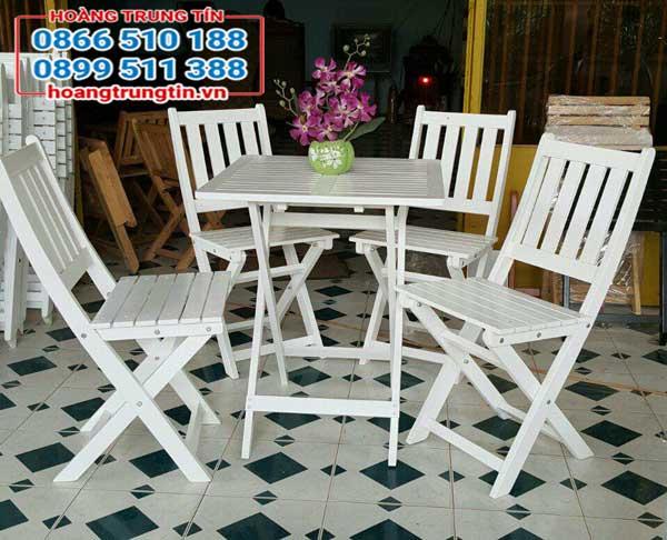 Mẫu bàn ghế gỗ quán ăn dạng xếp màu trắng