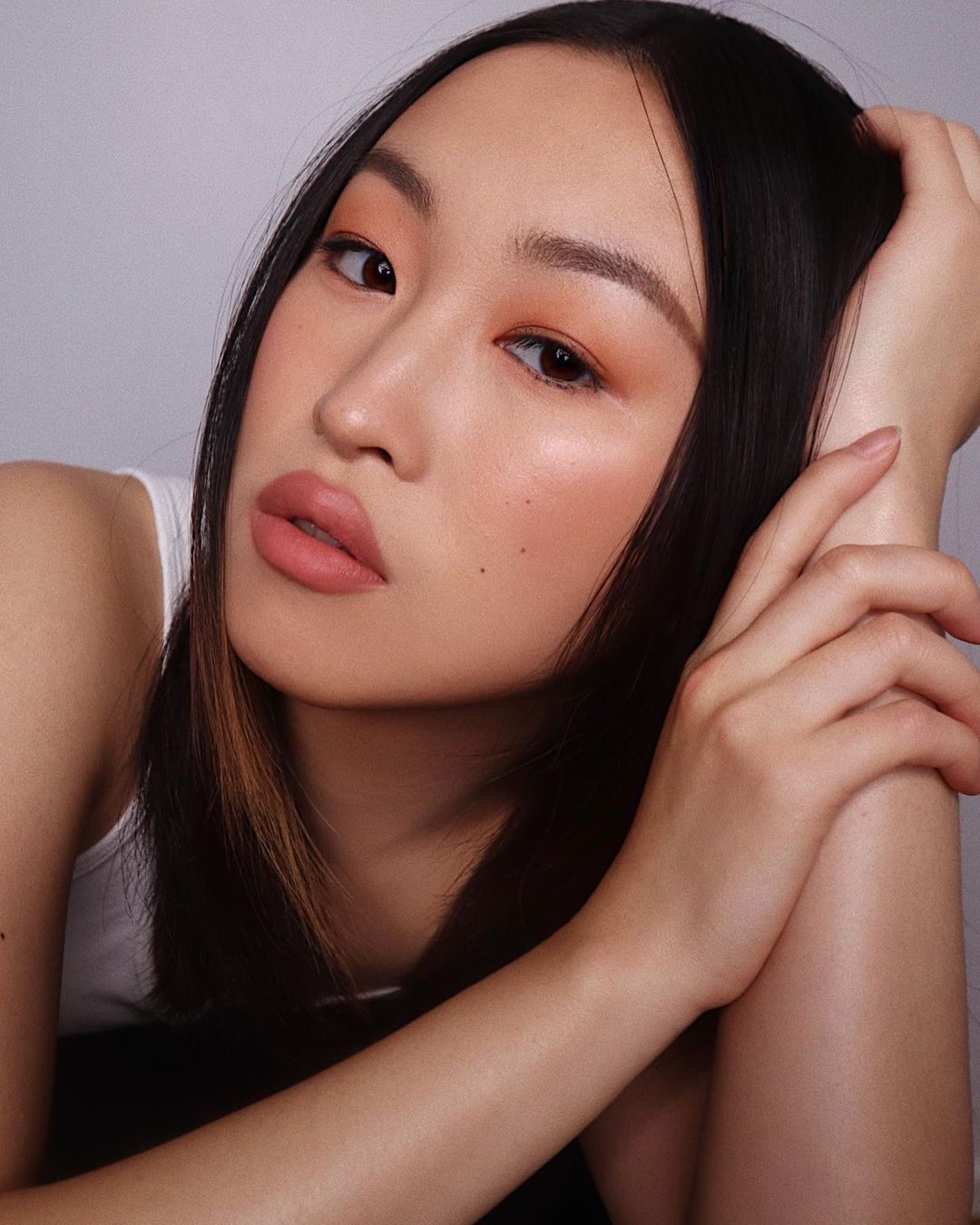 Soft Orange Smoky Eyeshadow Look