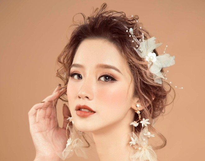 Tip phối đồ đi dự tiệc cưới sang xịn mịn dành cho các quý cô