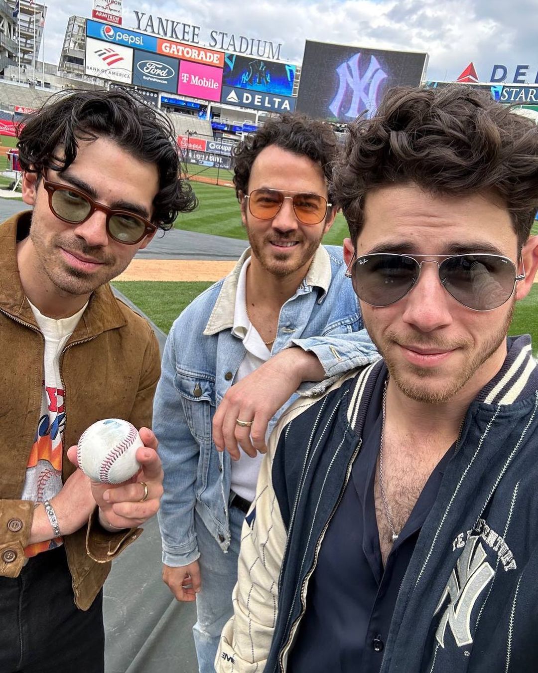 Jonas Brothers ex novias