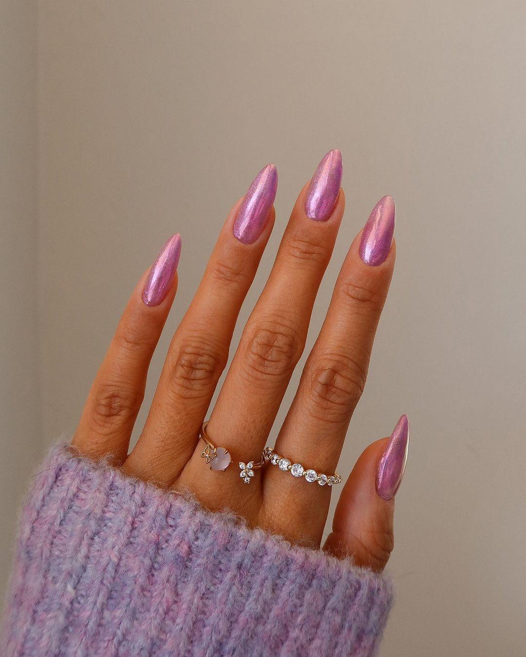 Pink chrome and nail art