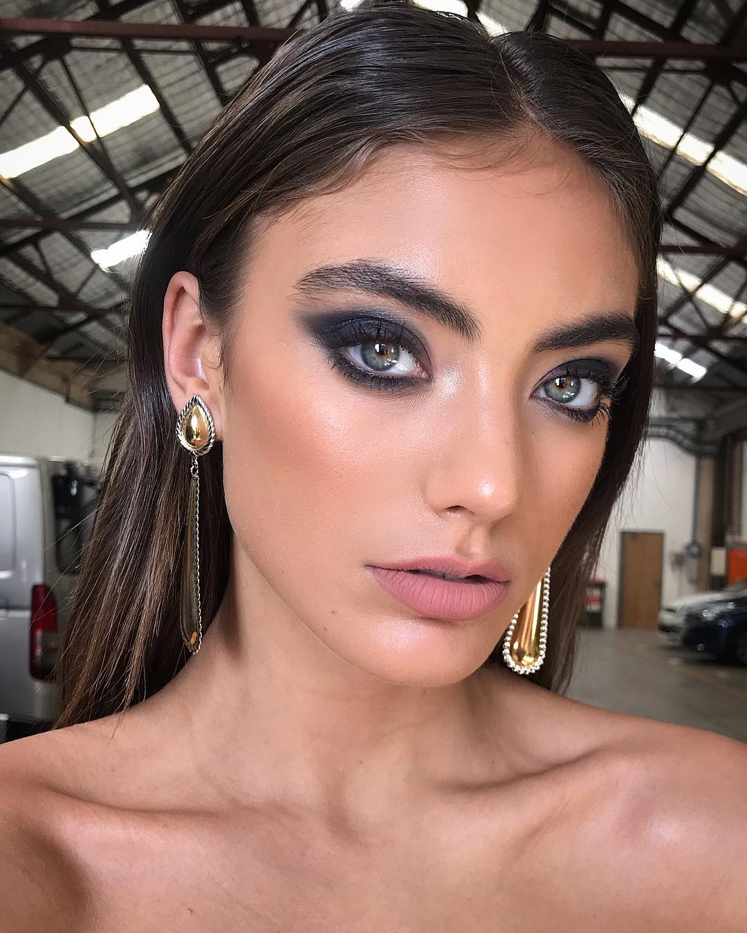 Winged Smoky Eye