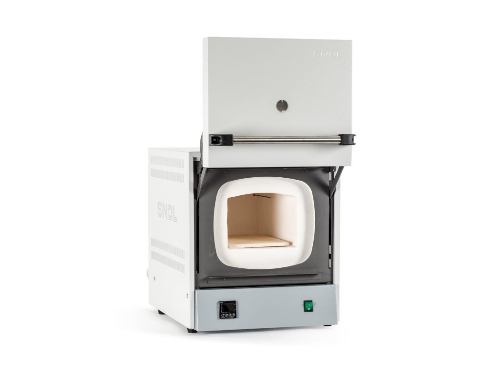Lò nung muffle furnace phù hợp cho các phòng thí nghiệm khoa học.