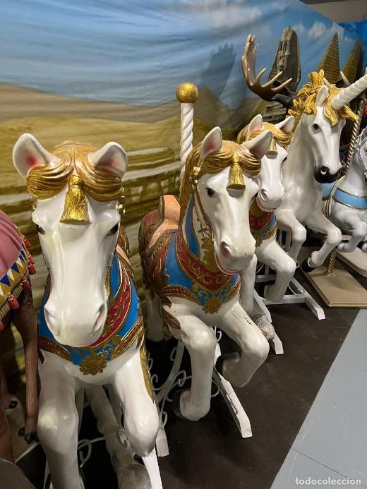 Figuras de Goma y PVC: Caballo carrusel tiovivo tamaño real carousel horse life size unicornio - Foto 2 - 372264706