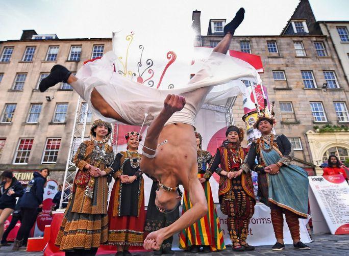 Should I Go to Glasgow or Edinburgh (Answered!)