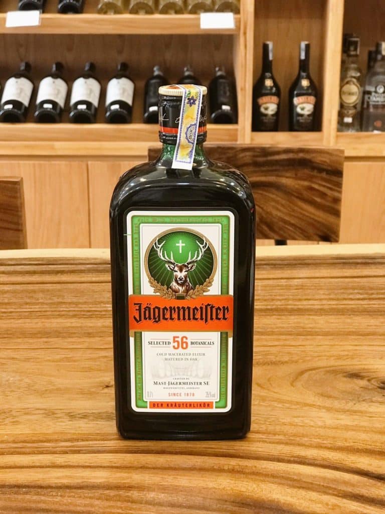 Rượu mùi Jägermeister Hương vị đậm chất Đức