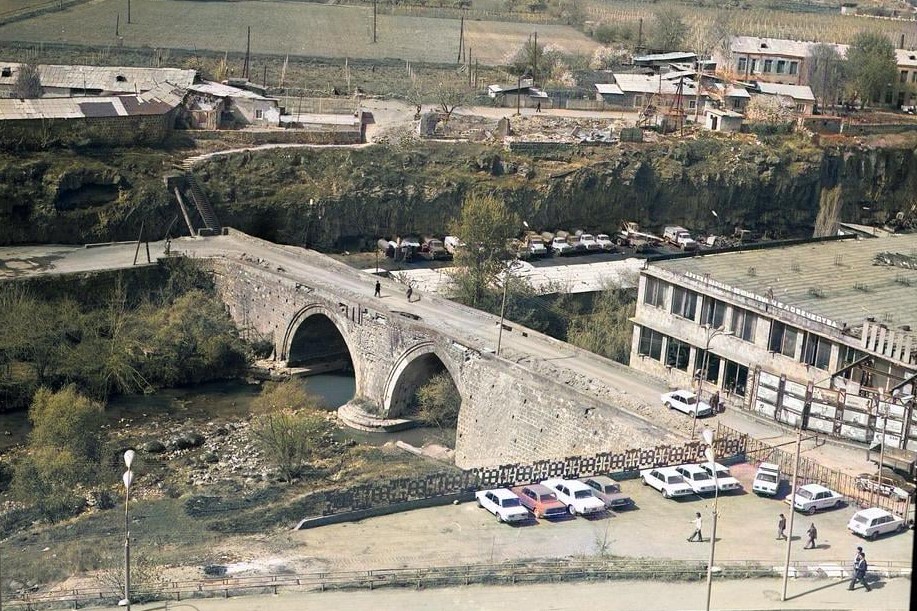 Երևանի պատմական Կարմիր կամուրջը խոստանում են վերականգնել
