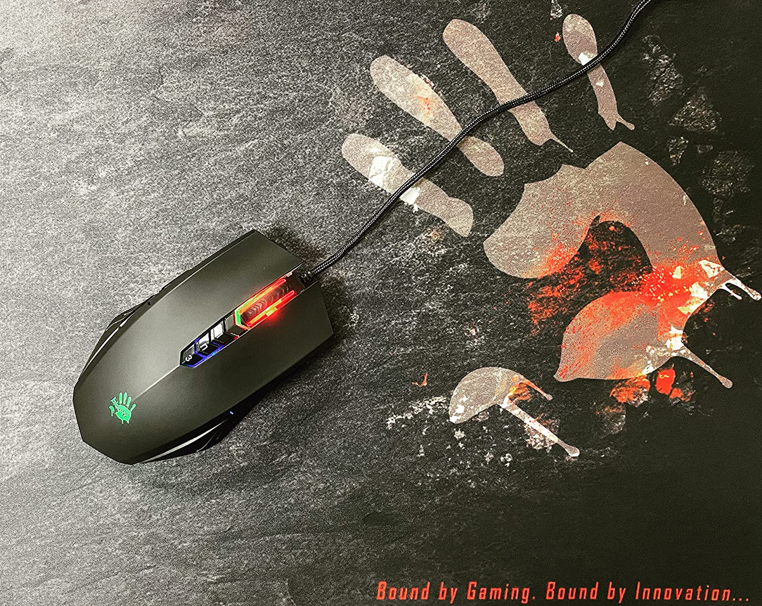 Gaming mouse drag clicking can put stress on mouse buttons. Make sure that the gaming mouse that you are using is suitable and durable enough for drag clicking.