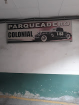 PARQUEADERO COLONIAL