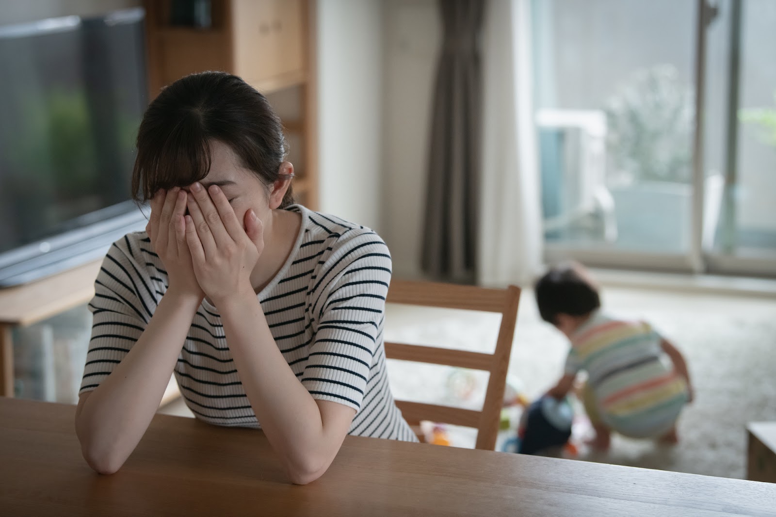 【事例解説】仕事・子育て・返済の両立は厳しい？シングルマザーの債務整理