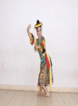 materi seni budaya kelas 12 bab 6