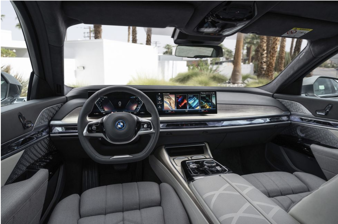 Ilustrasi BMW i7 xDrive60 Tampak Dalam