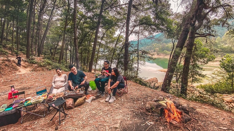 Cắm trại cùng hội bạn siêu vui tại Núi Hàm Lợn, Sóc Sơn 