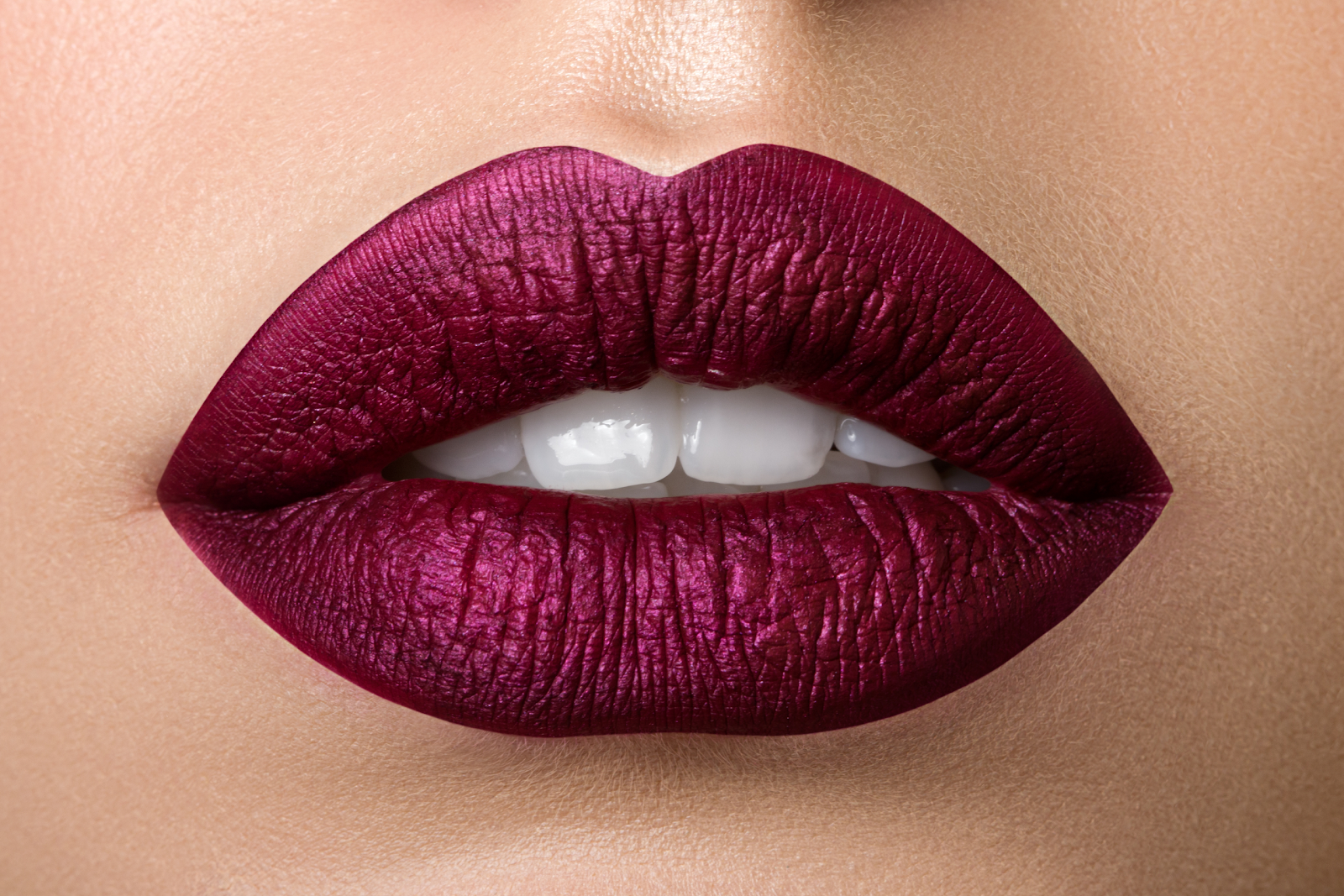 Purple Lipstick With Green Dress
