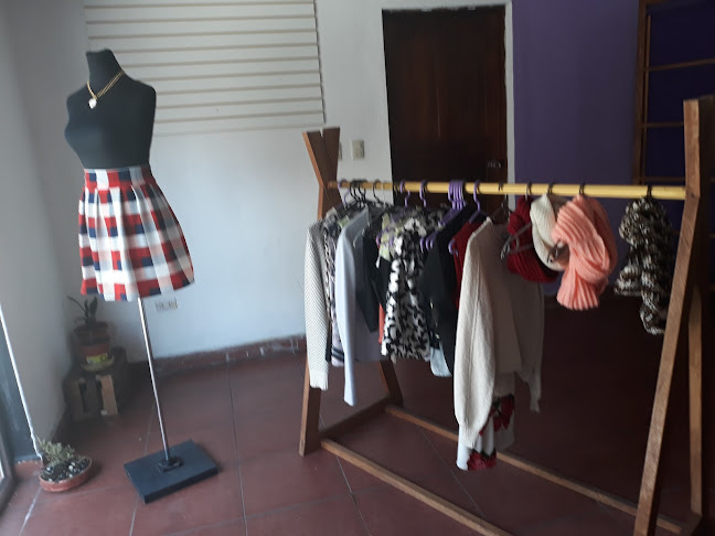 Mariscal Sucre 8-48, Cuenca 010208