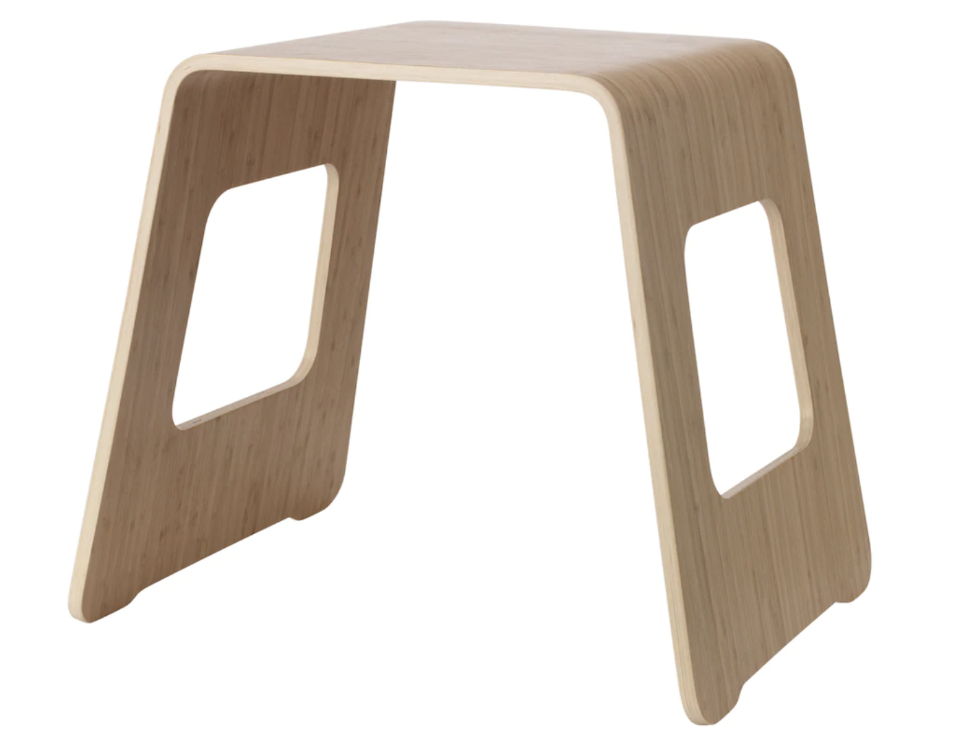 （16）平らな座面だから物も置きやすい！表面は耐久性に優れた竹を使用した「BENGTHÅKAN ベングトホーカン」