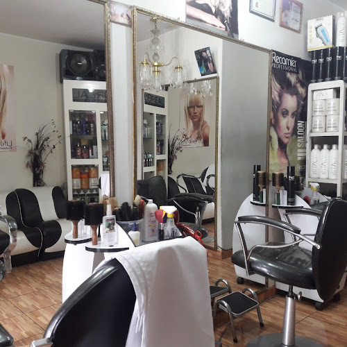Opiniones de Centro De Estetica Raffo's Coiffure en Surquillo - Centro de estética