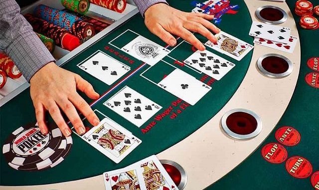 Hướng dẫn luật chơi và chi tiết cách chơi Poker